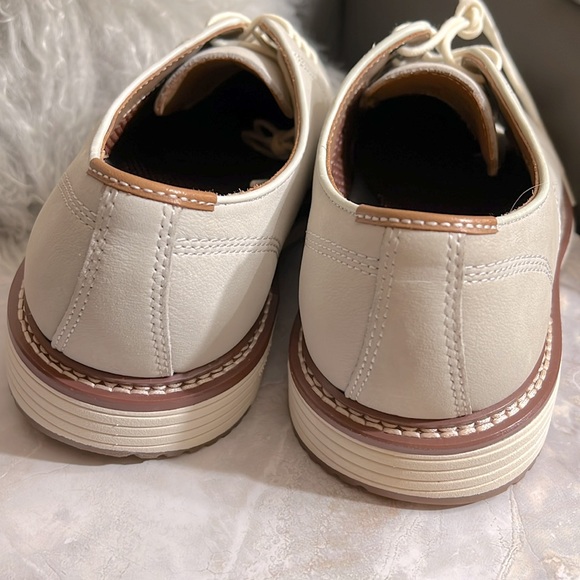 NWOB $150 Johnston & Murphy TRUFOAM  Men’s Shoes - White Tumbled Nubuck - Picture 8 of 9